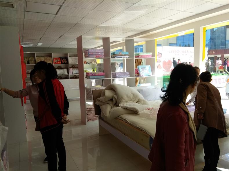 展厅4.jpg